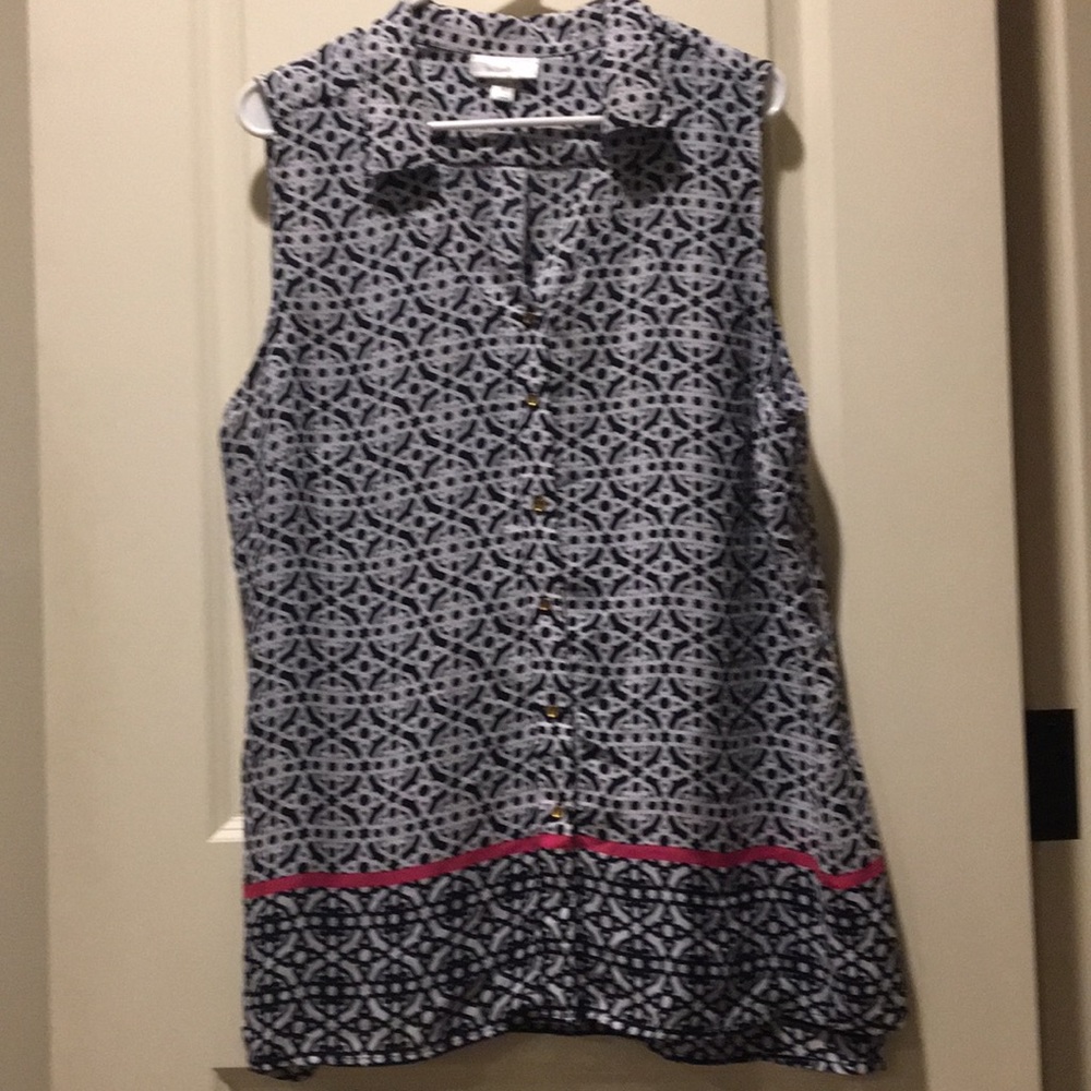 Dressbarn womens button down Sleeveless collared v-neck Top size 2X black white